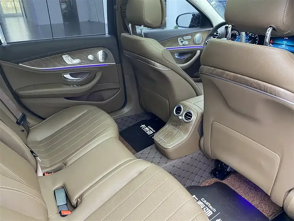 Mercedes-Benz E-Class 2023 из CN, фото 10