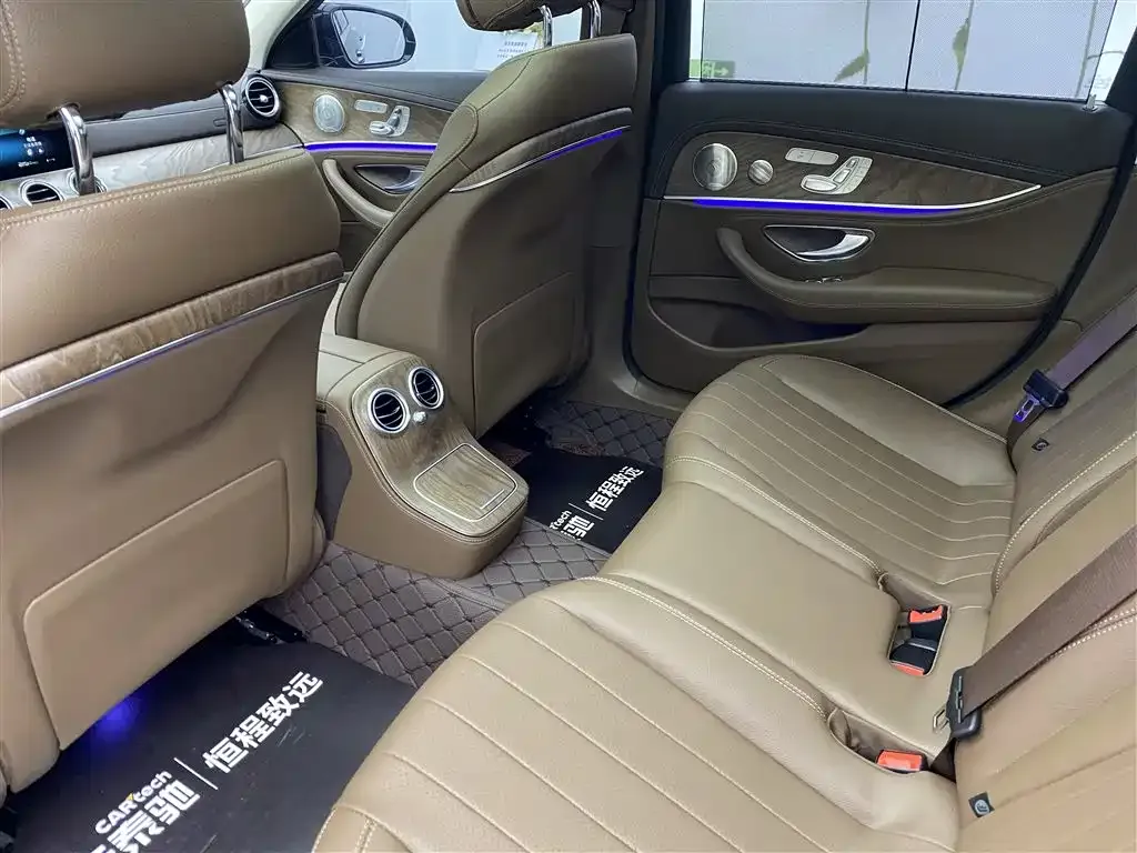 Mercedes-Benz E-Class 2023 из CN, фото 6