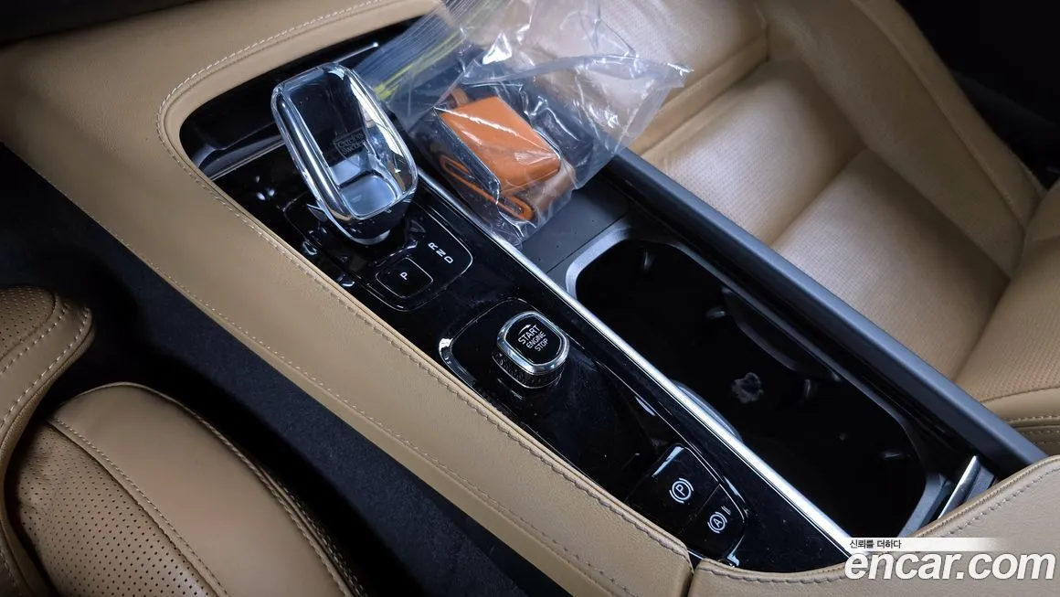 Volvo XC90 2023 из KR, фото 9