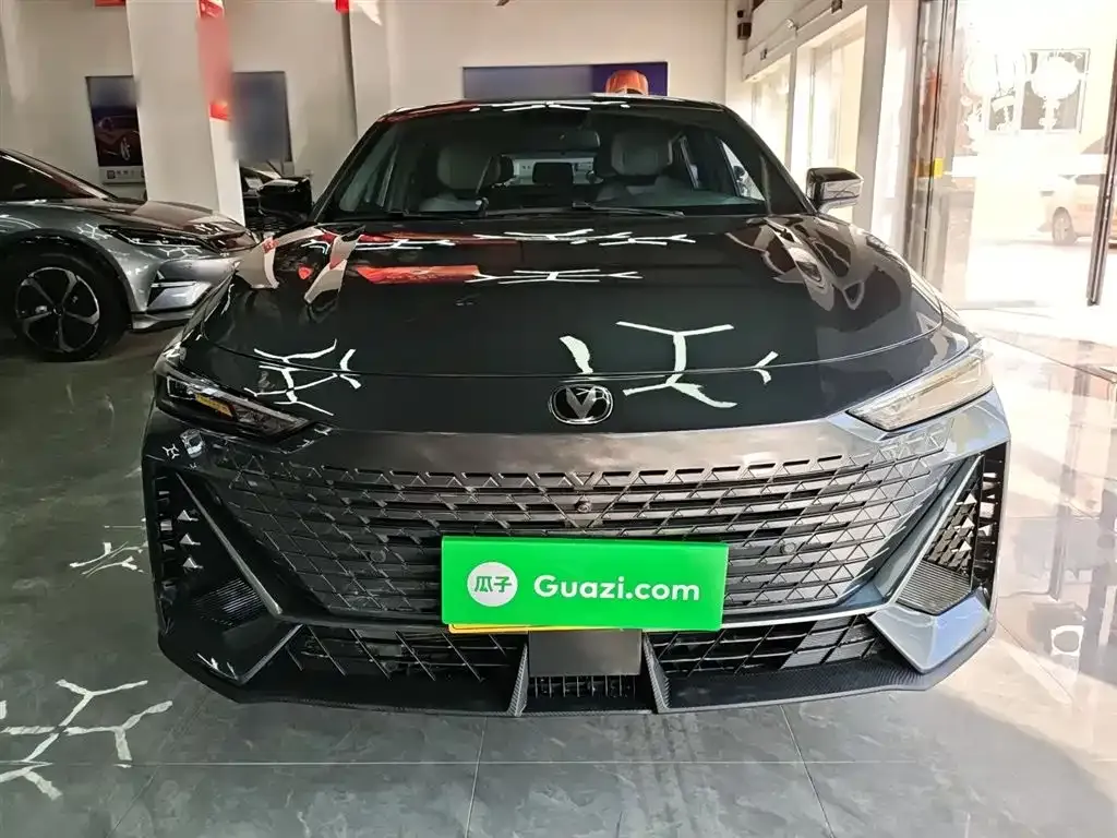 Changan UNI-V 2023 из CN, фото 3