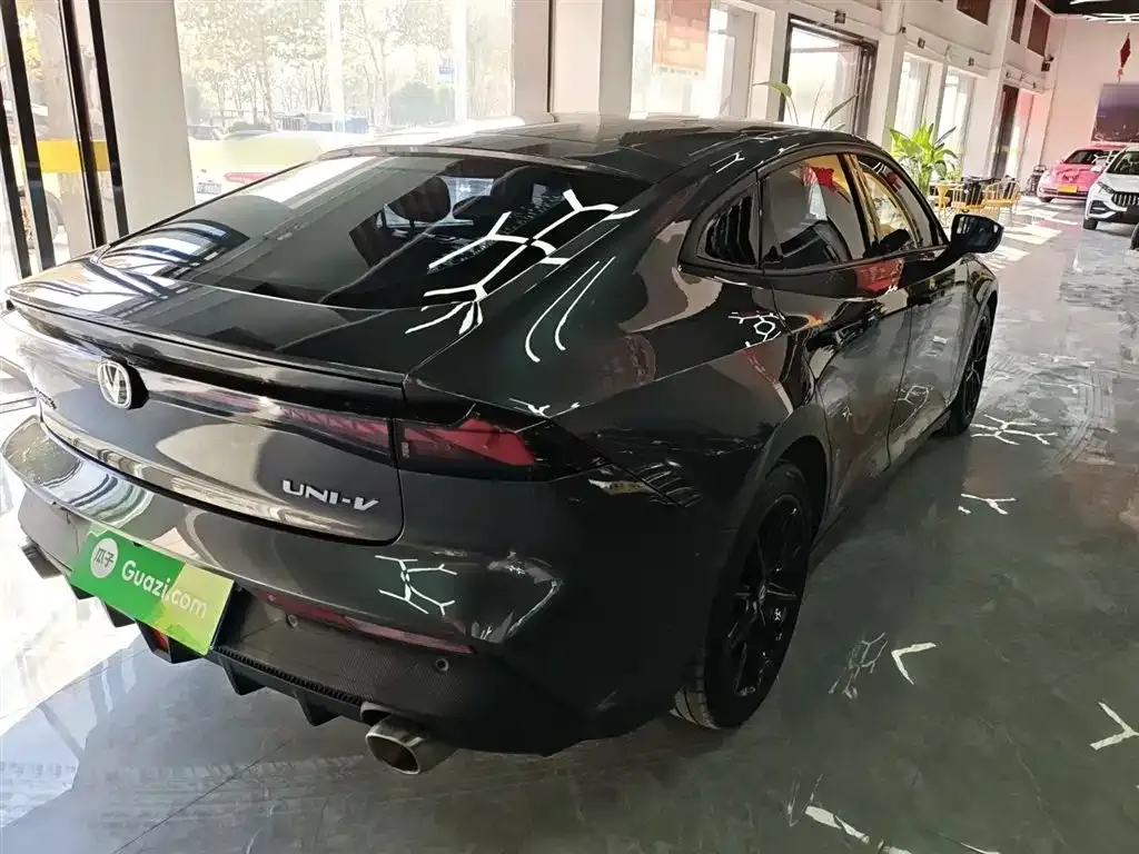 Changan UNI-V 2023 из CN, фото 7