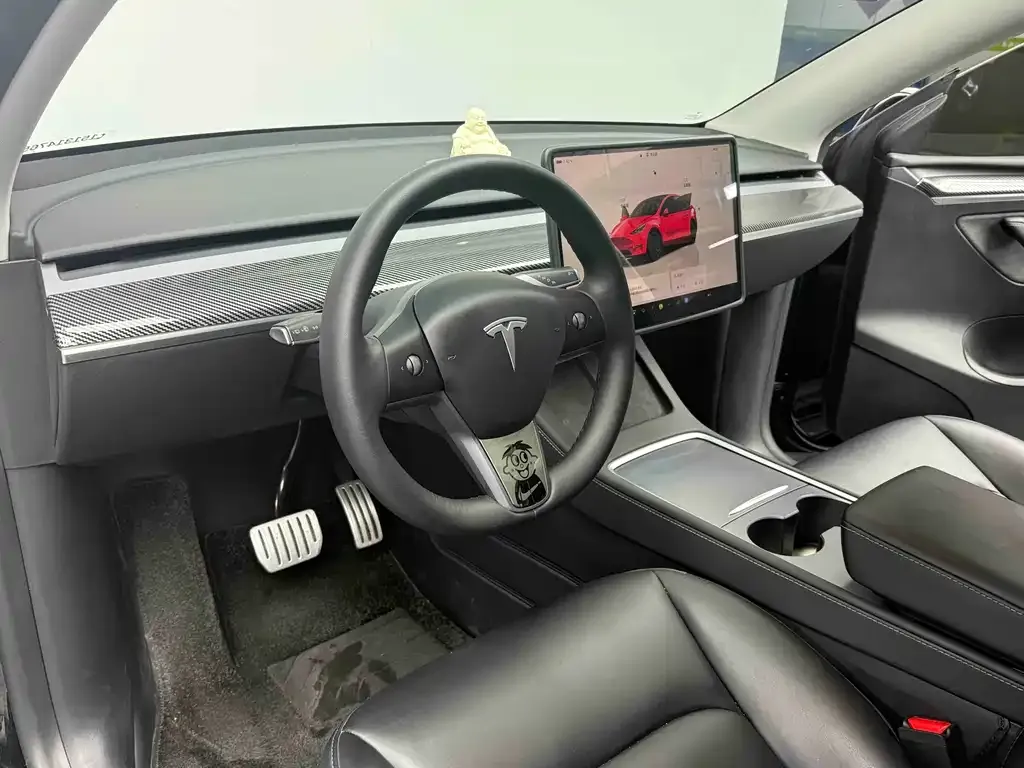 Tesla Model Y 2023 из CN, фото 5