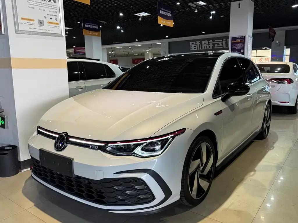 Volkswagen Golf GTI — фото 2