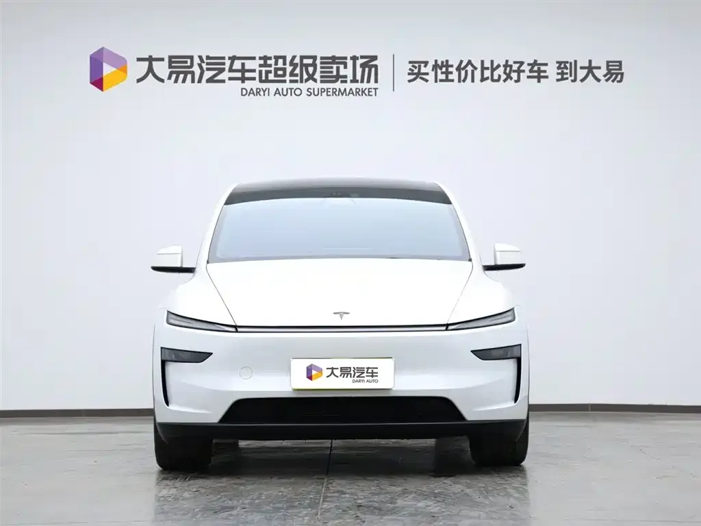 Tesla Model Y L — фото 2