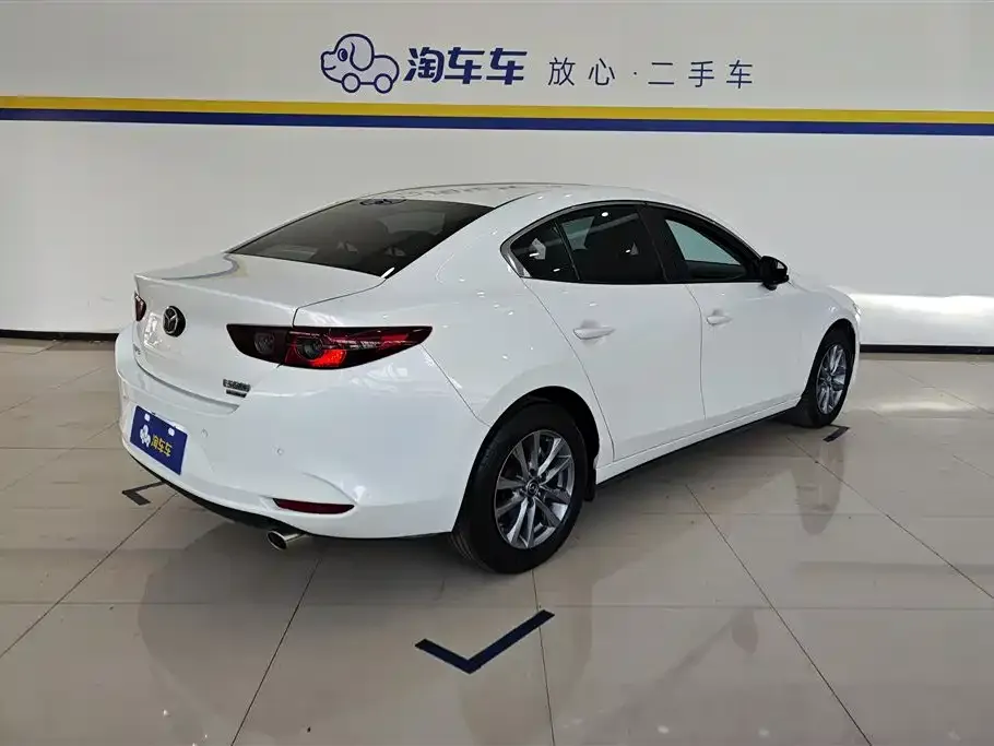 Mazda 3 Axela 2022 из CN, фото 3