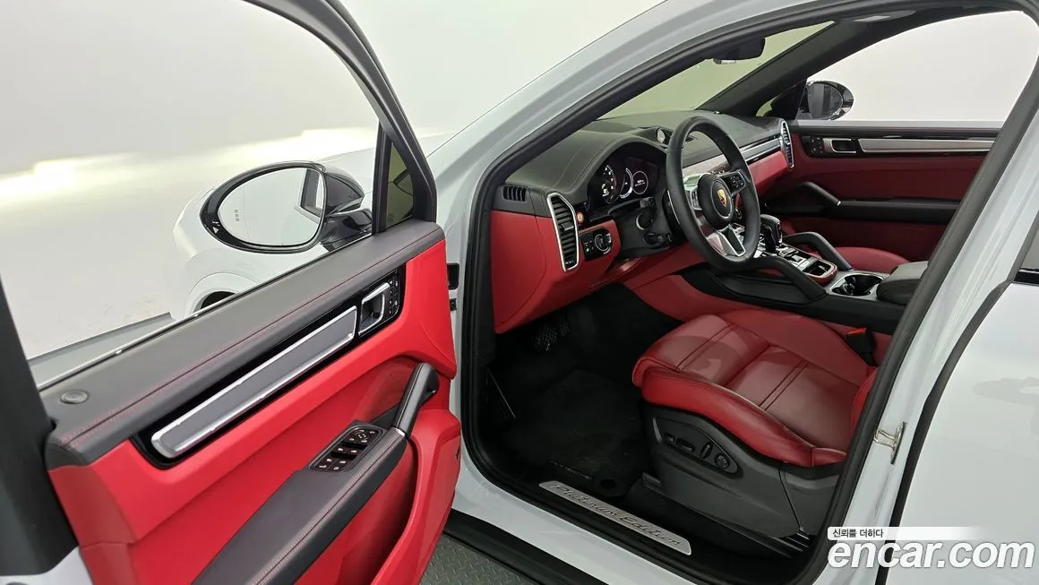 Porsche Cayenne 2023 из KR, фото 10