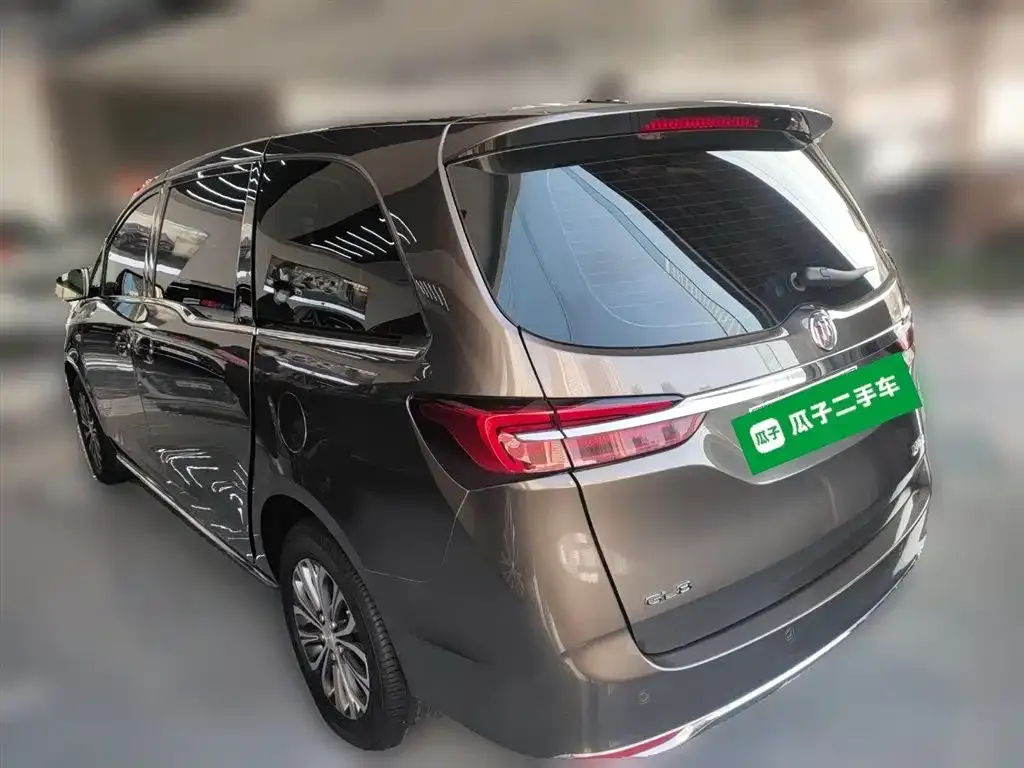 Buick GL8 2023 из CN, фото 9