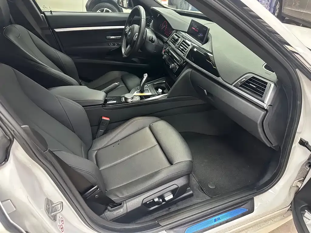 BMW 3 Series GT 2021 из CN, фото 6