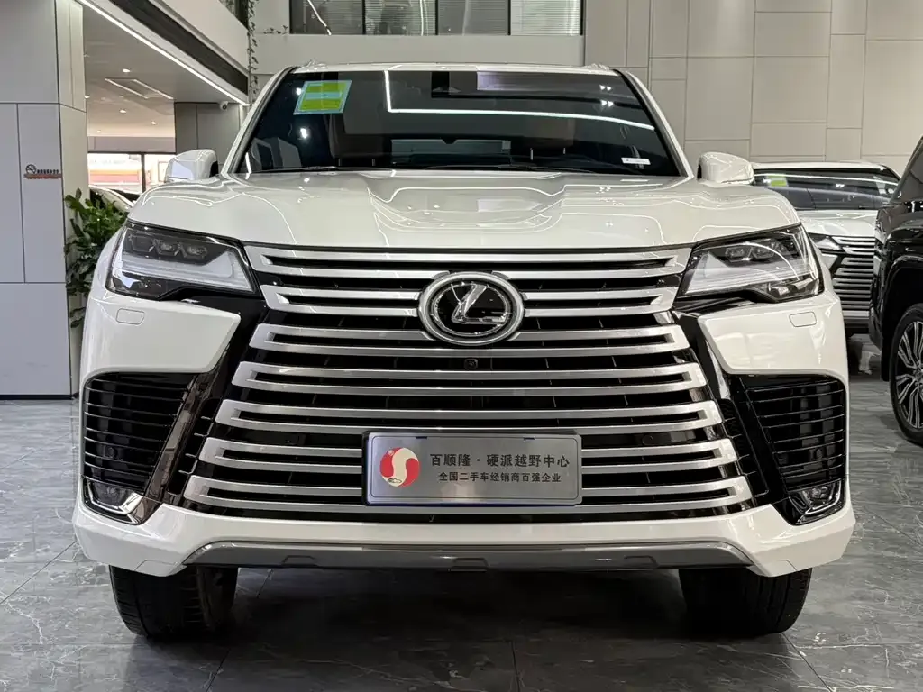 Lexus LX 2025 из CN, фото 2