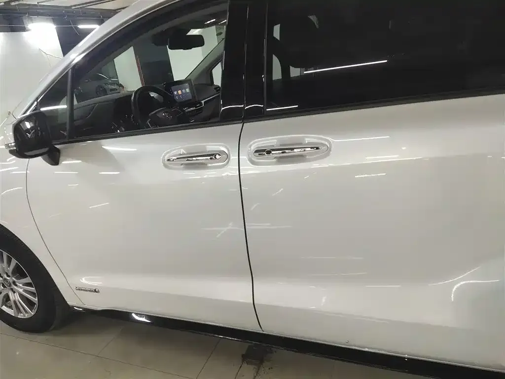 Toyota Sienna 2022 из CN, фото 5