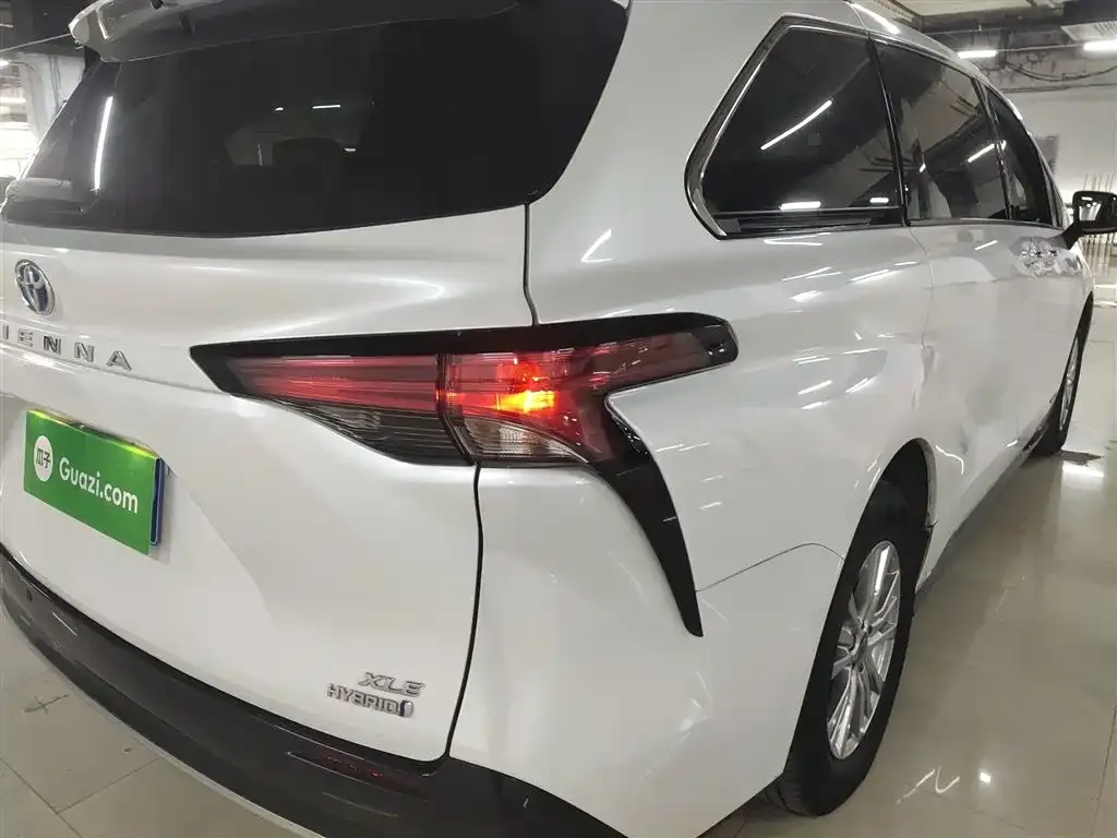 Toyota Sienna 2022 из CN, фото 8