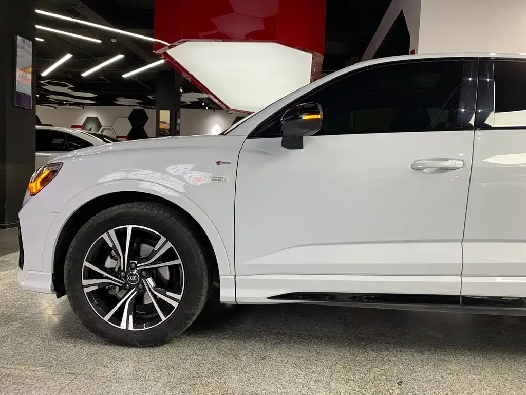 Audi Q3 Sportback 2022 из CN, фото 6