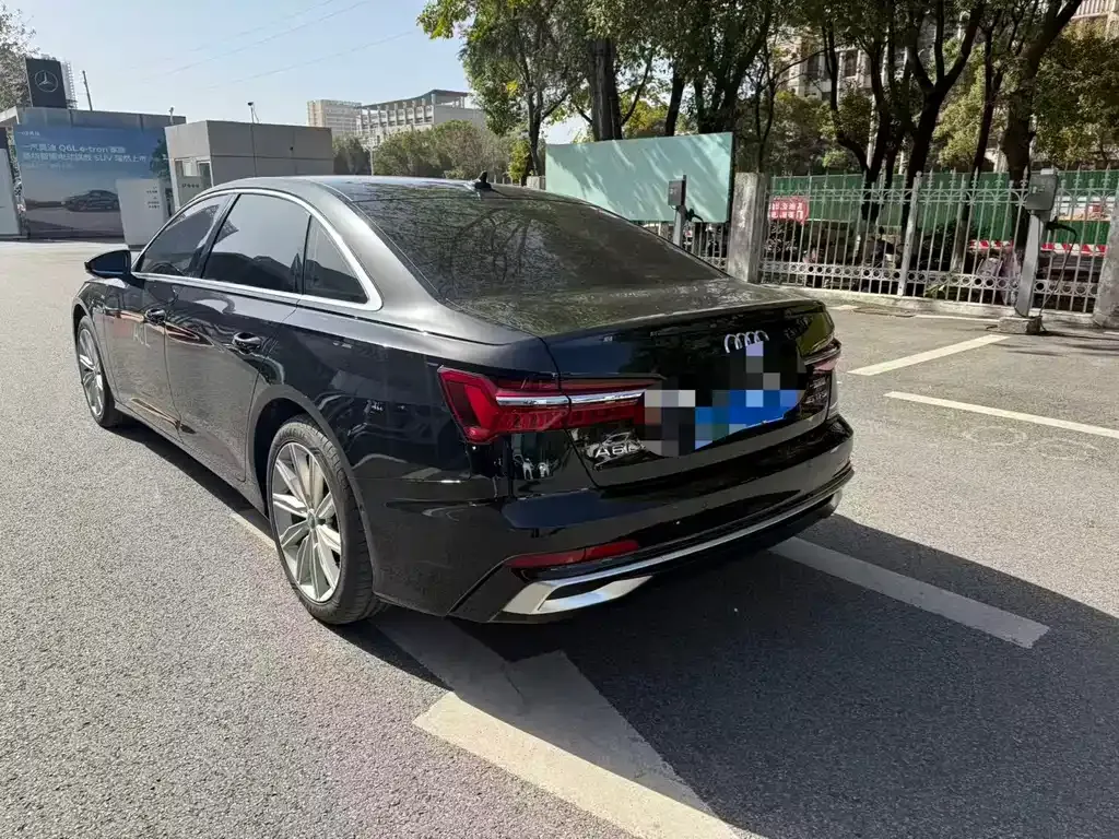 Audi A6L 2024 из CN, фото 7