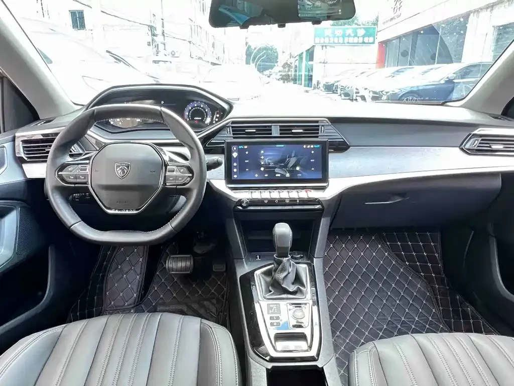 Peugeot 408 2025 из CN, фото 4