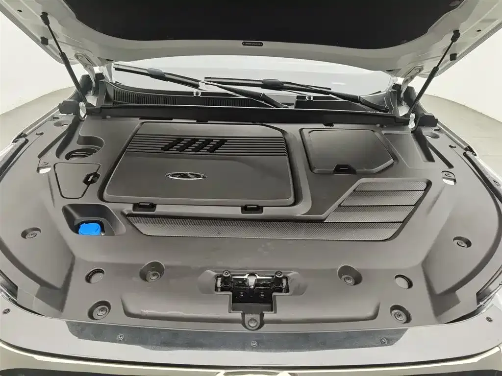 Chery Tiggo 8 PRO NEV 2023 из CN, фото 6