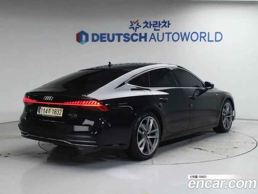 Audi A7 — фото 2