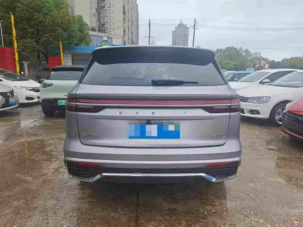 Geely Xingyue L — фото 9