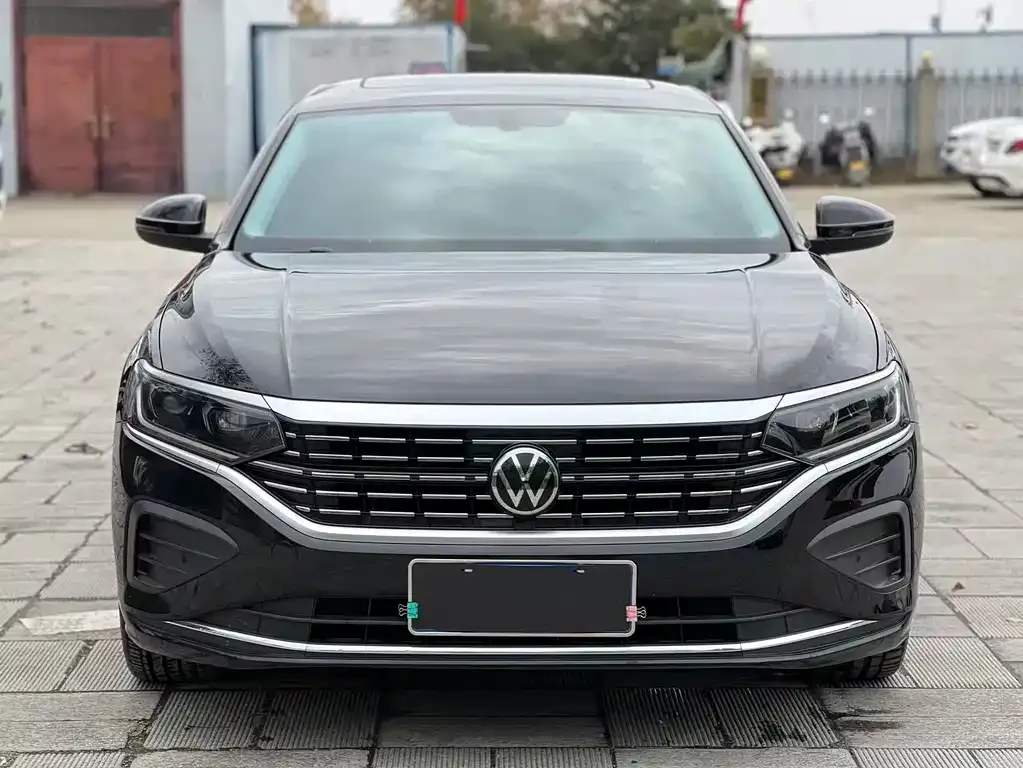 Volkswagen Passat — фото 2