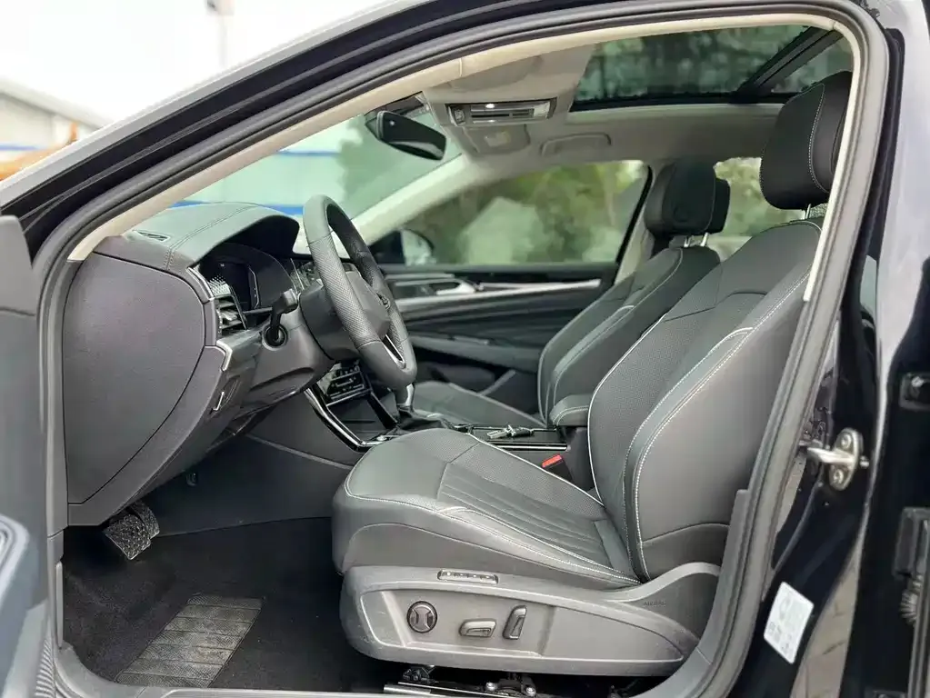Volkswagen Passat — фото 5