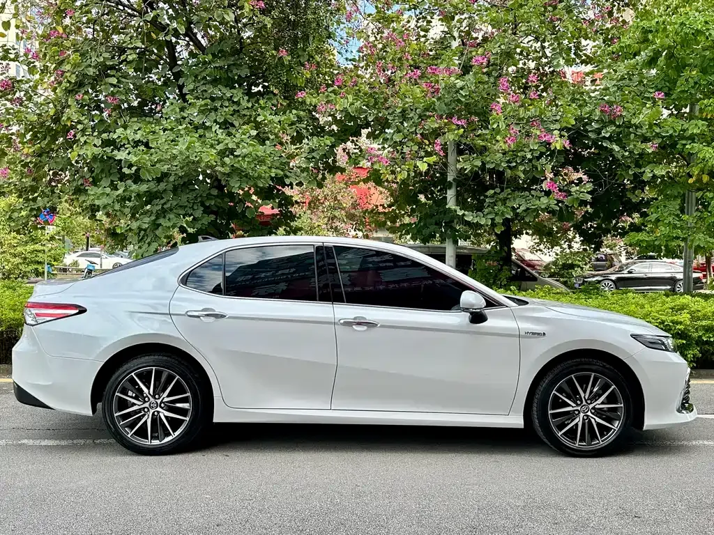 Toyota Camry 2022 из CN, фото 8