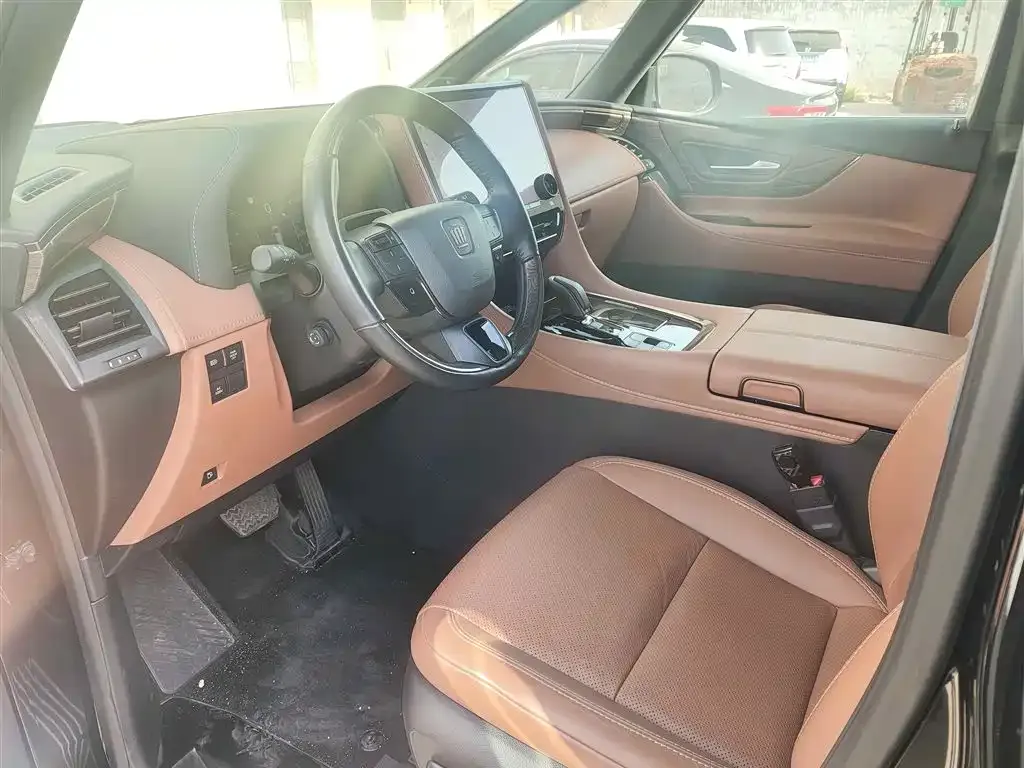 Toyota Vellfire — фото 2