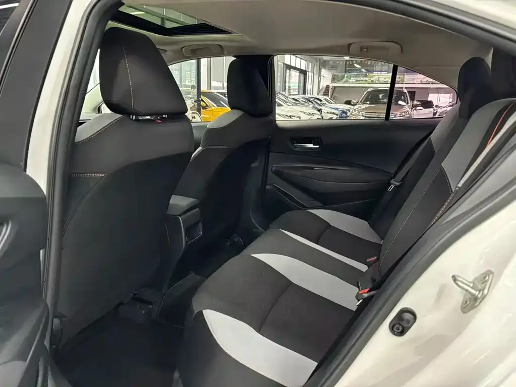 Toyota Corolla 2022 из CN, фото 7