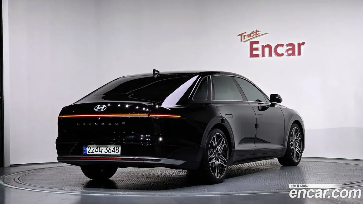 Hyundai Grandeur 2023 из KR, фото 2