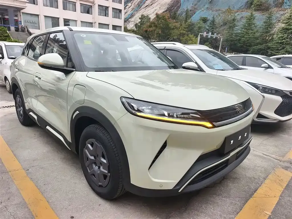 BYD Yuan UP 2025 из CN, фото 4