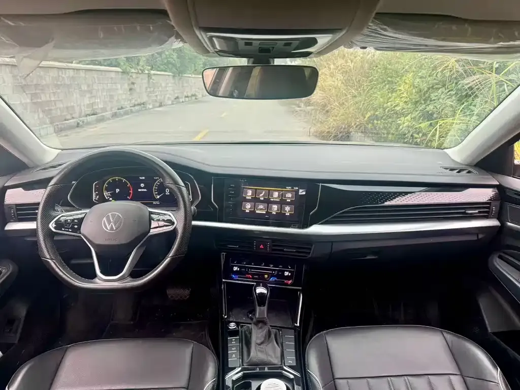 Volkswagen Passat — фото 4