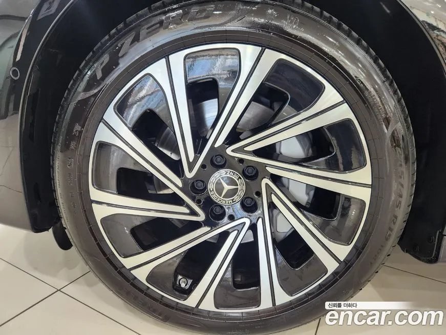 Mercedes-Benz E-Class 2025 из KR, фото 5