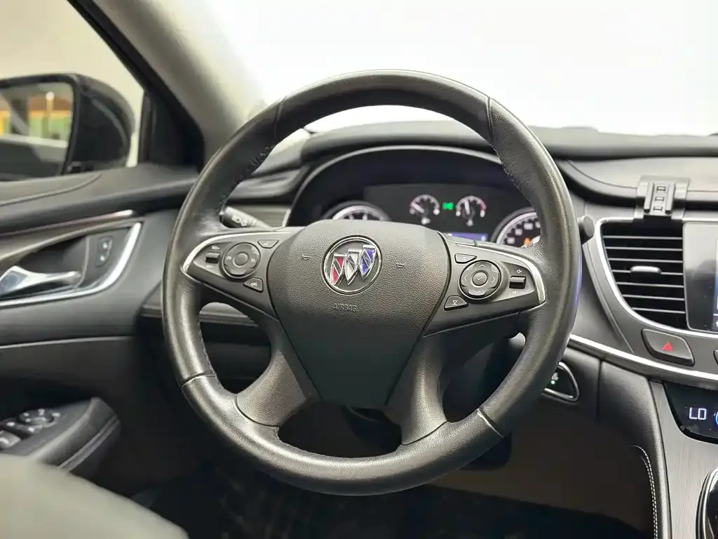 Buick LaCrosse 2023 из CN, фото 5