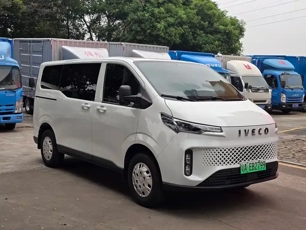IVECO Juxing New Energy 2024 из CN, фото 2