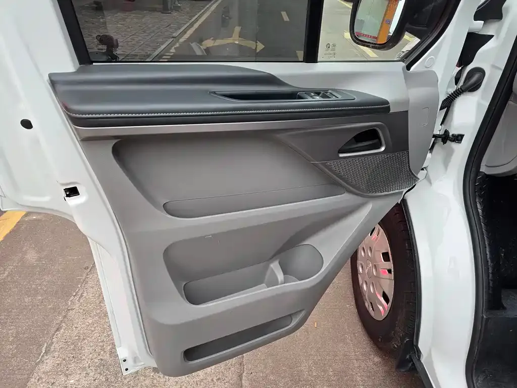 IVECO Juxing New Energy 2024 из CN, фото 4