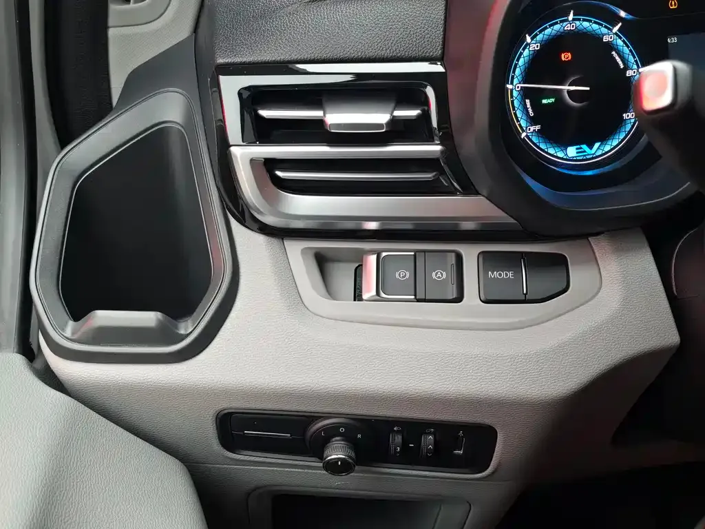 IVECO Juxing New Energy 2024 из CN, фото 5