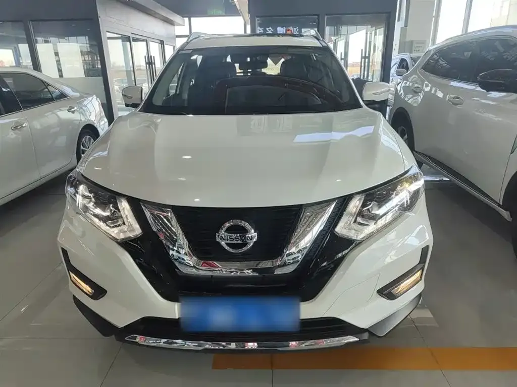 Nissan X-Trail 2023 из CN, фото 3