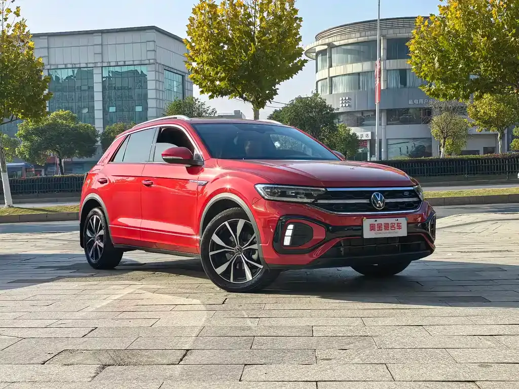 Volkswagen T-Roc — фото 3