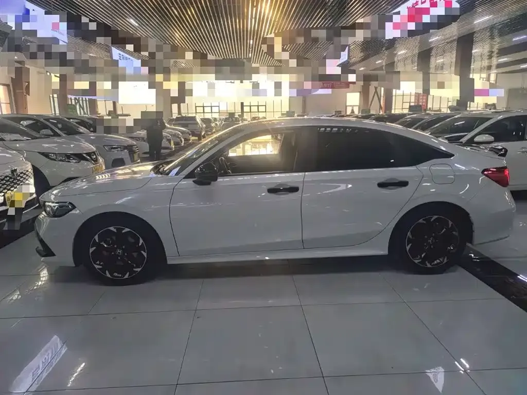 Honda Civic — фото 7