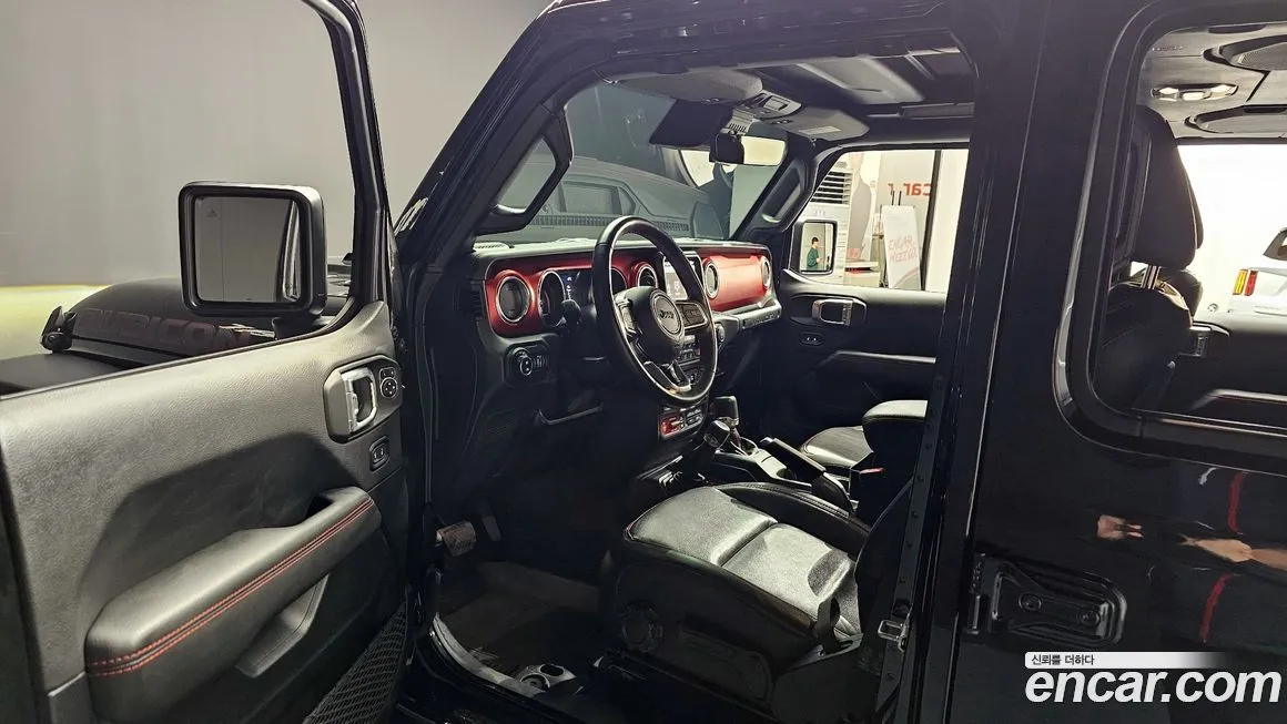 Jeep Wrangler — фото 10