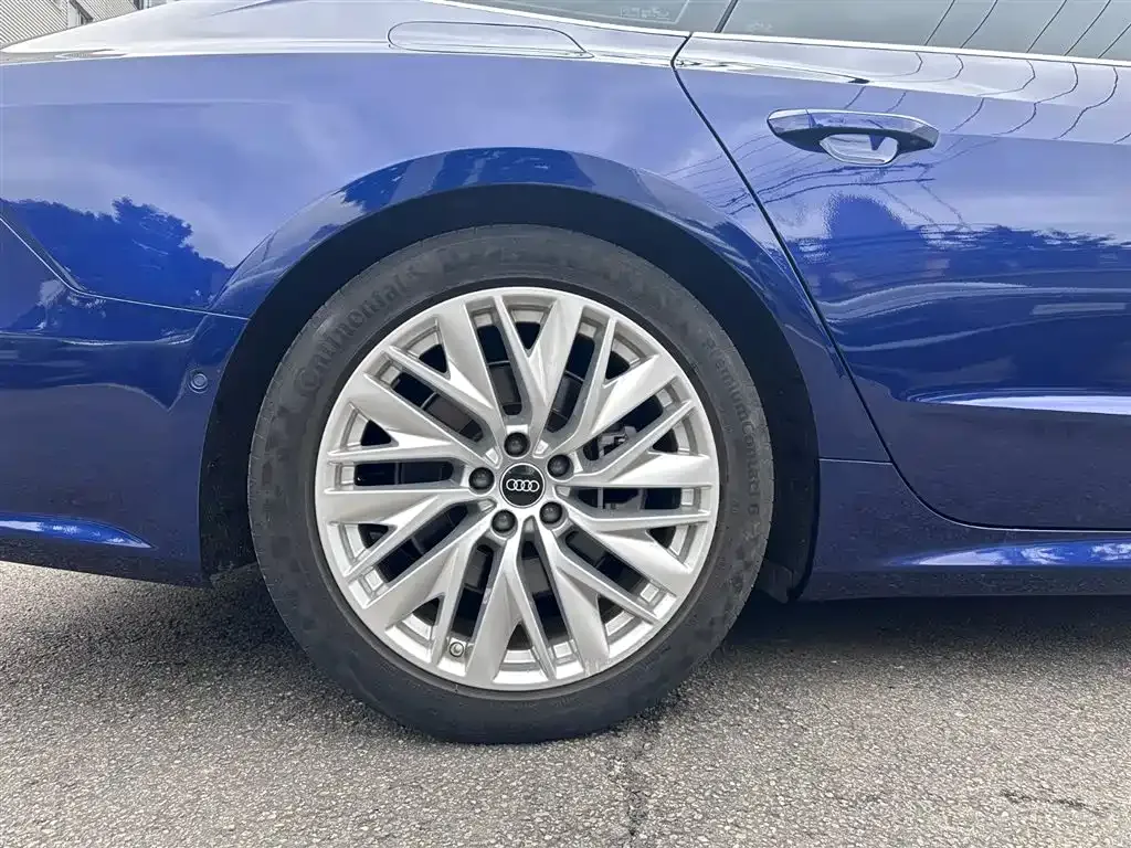 Audi A7 — фото 6