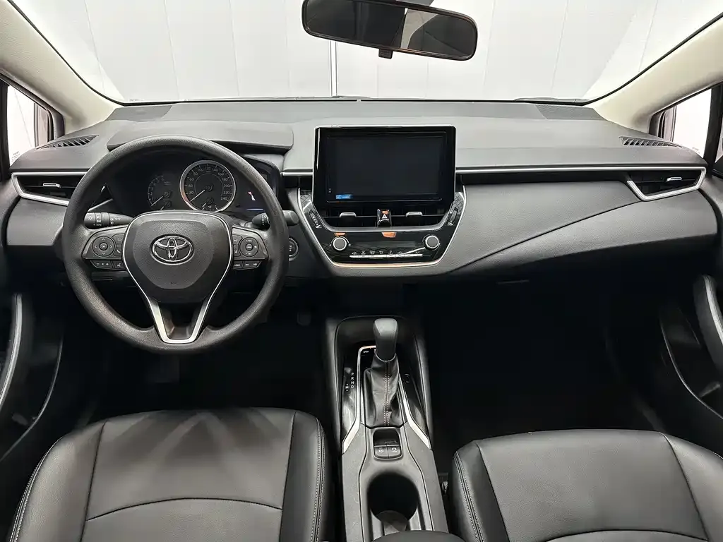 Toyota Corolla — фото 6