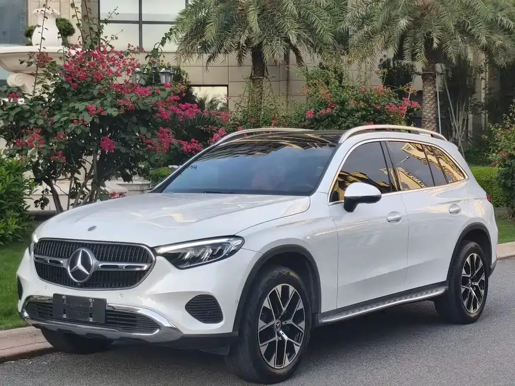 Mercedes-Benz GLC — фото 1