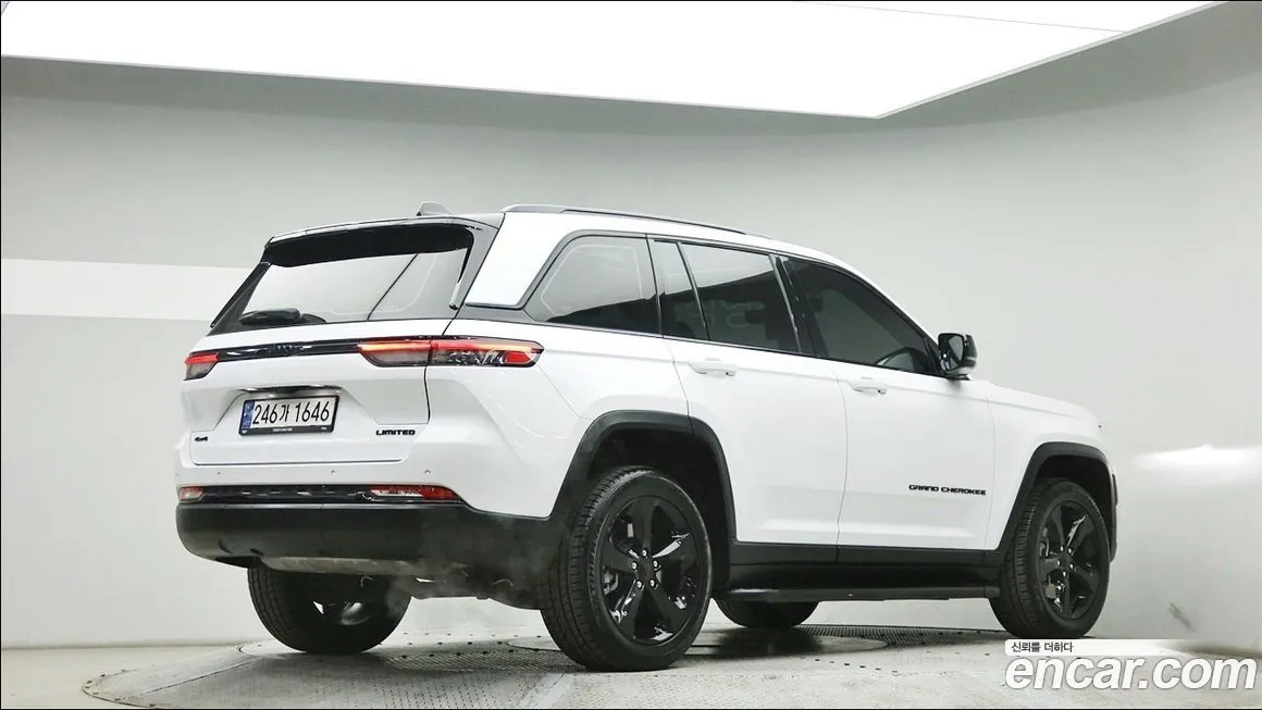 Jeep Cherokee 2023 из KR, фото 2