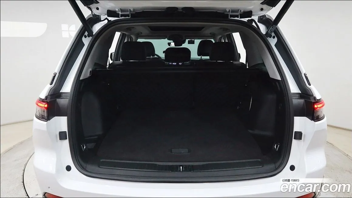 Jeep Cherokee 2023 из KR, фото 9