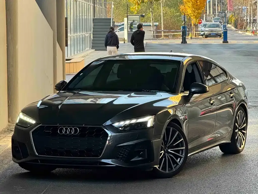 Audi A5 (Import) 2023 из CN, фото 1