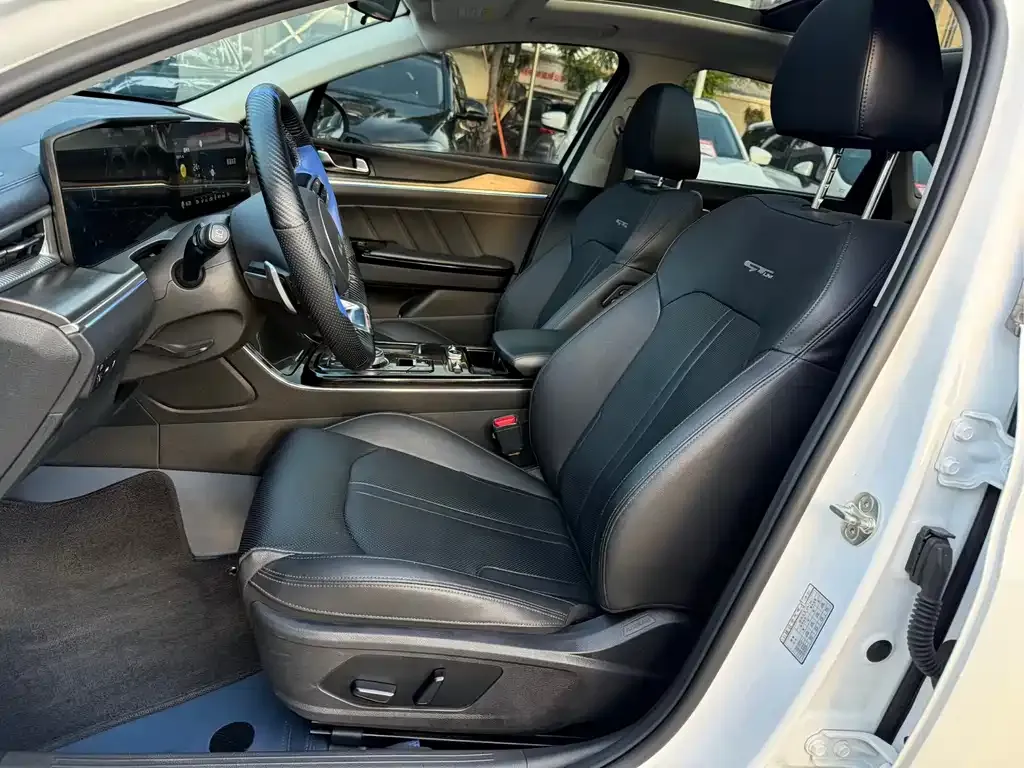 Kia K5 2023 из CN, фото 8