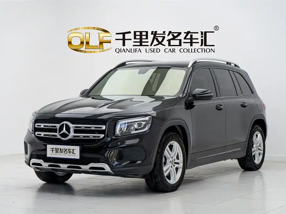 Mercedes-Benz GLB — фото 1