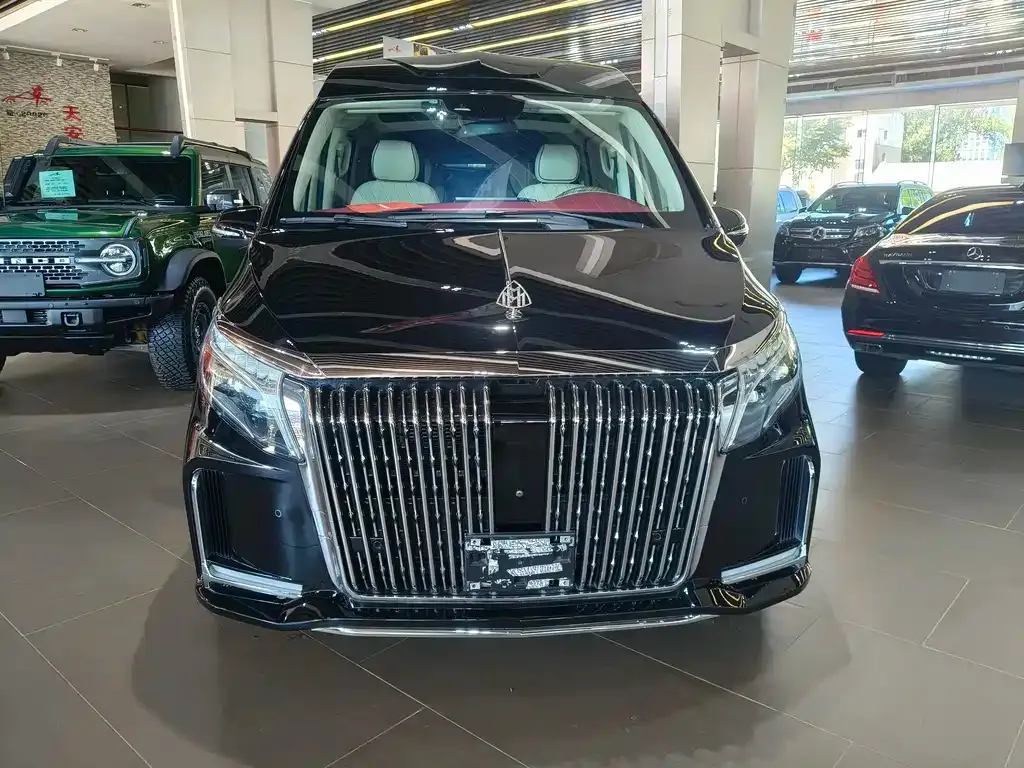 Mercedes-Benz V-Class 2023 из CN, фото 2