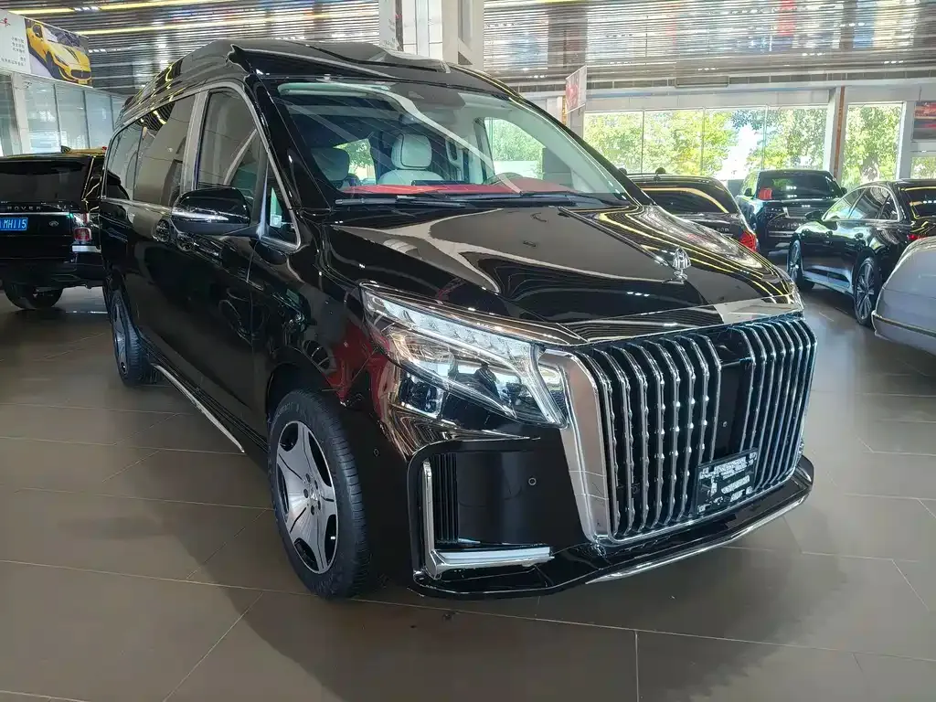 Mercedes-Benz V-Class 2023 из CN, фото 3