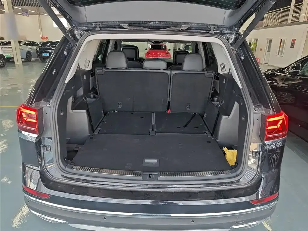 Volkswagen Teramont 2024 из CN, фото 9