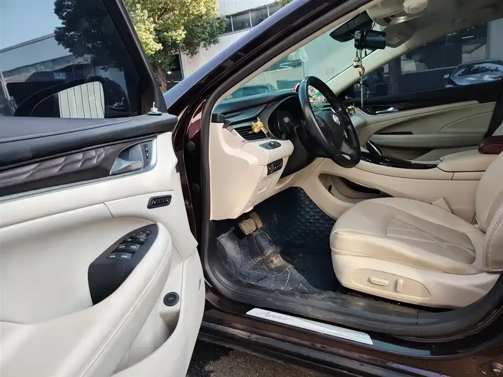 Buick LaCrosse 2022 из CN, фото 3